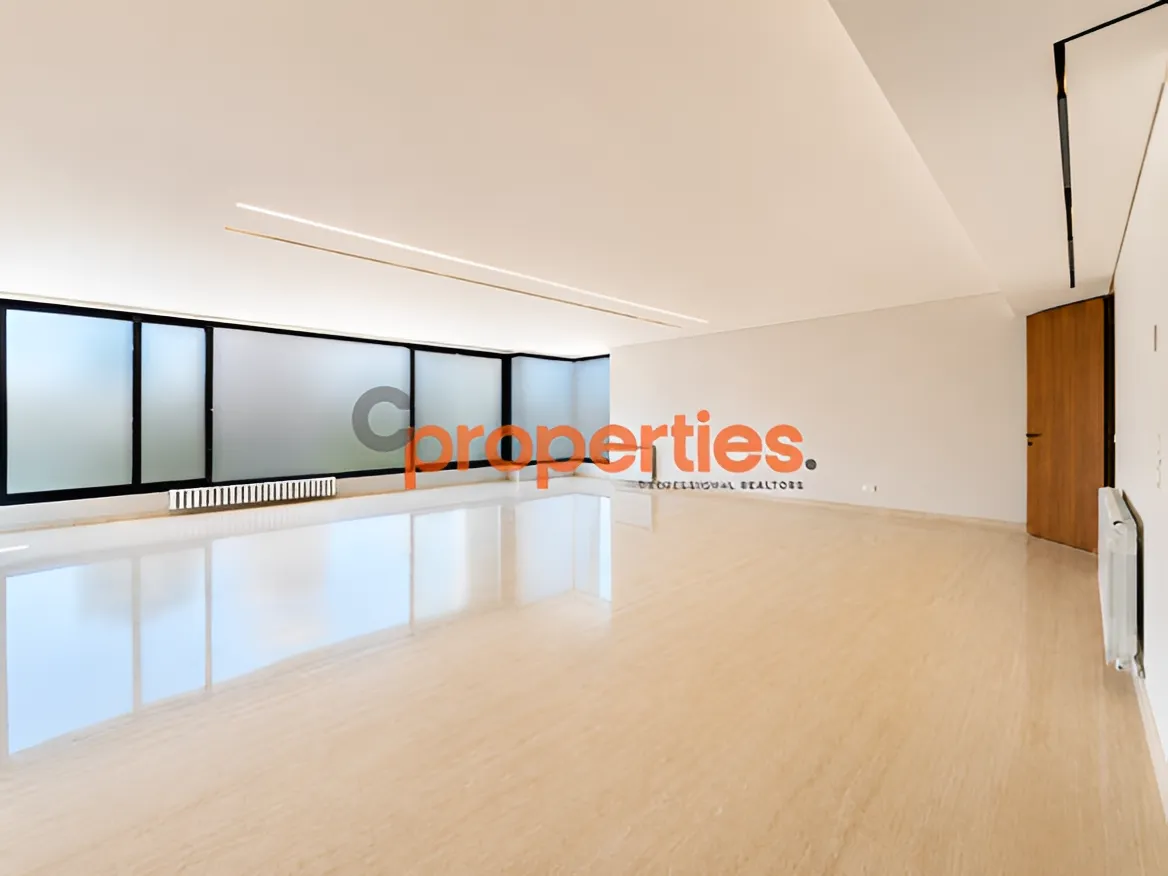 Apartment for Sale in Ain Al Mraiseh - 3 bed, 4 bath