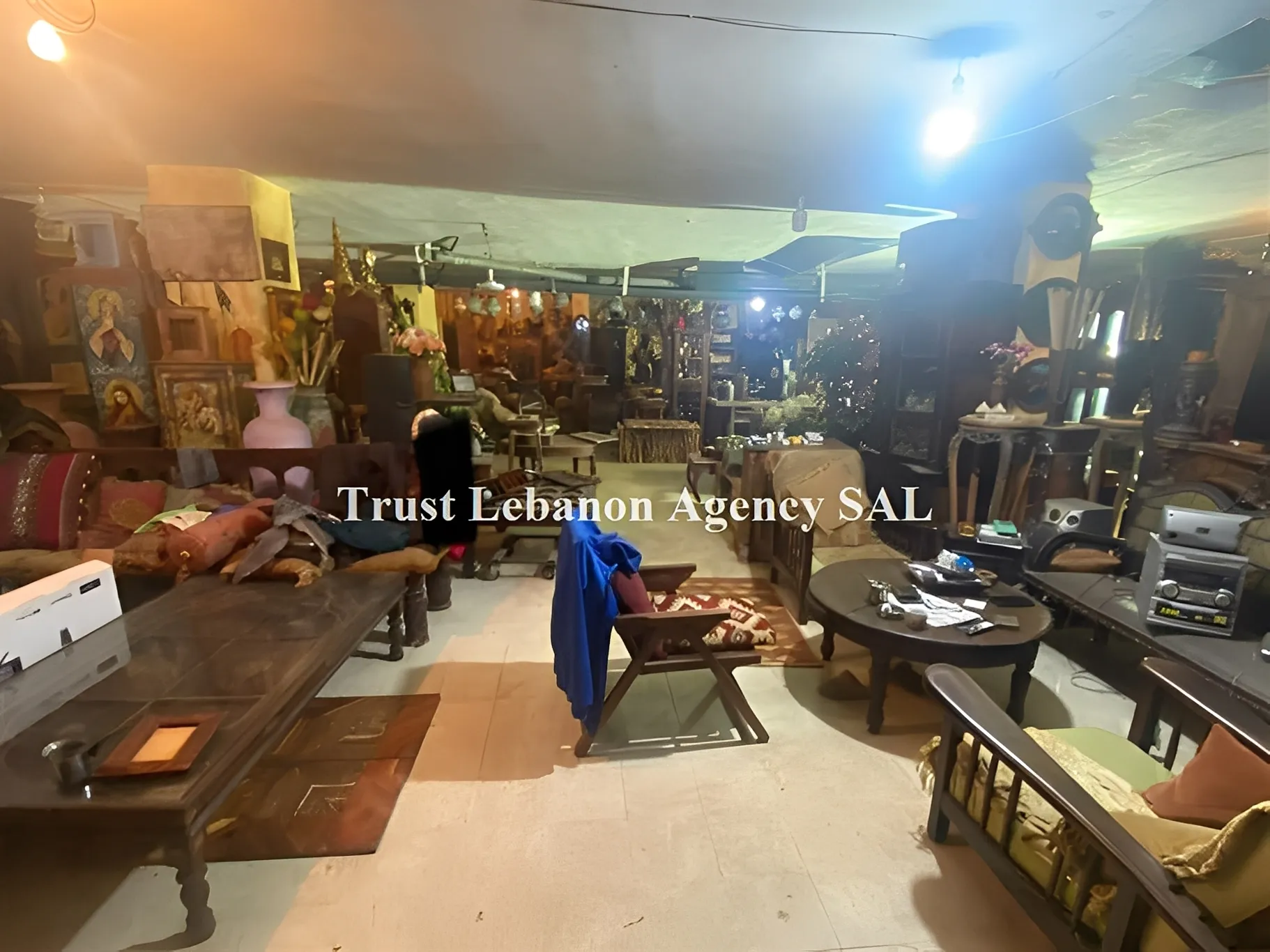 Commercial Property For Sale in Metn, Dekweneh