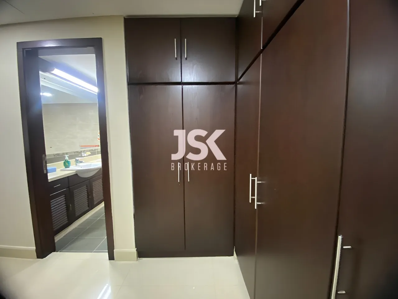 Apartment for Sale in Ain El Mraiseh