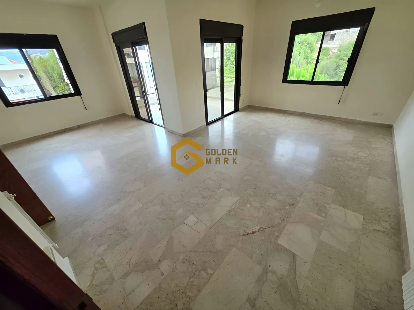 Apartment for Sale in Sehayleh - 3 bed, 3 bath