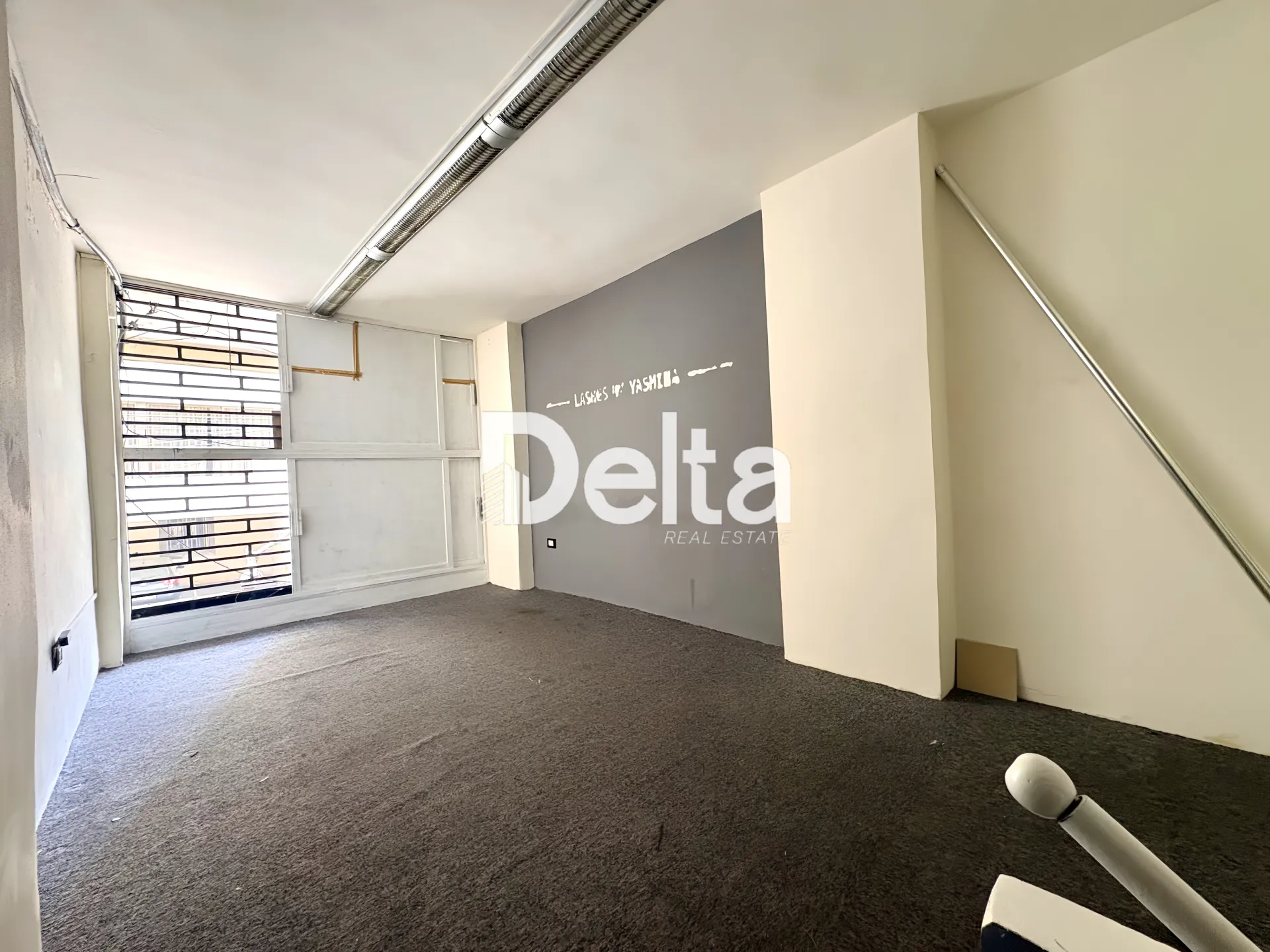 Shop for rent in Zeidaniye