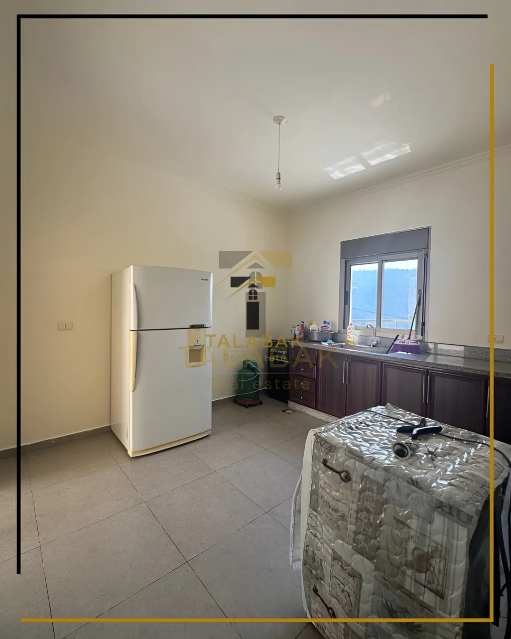 Apartment for sale in Blat