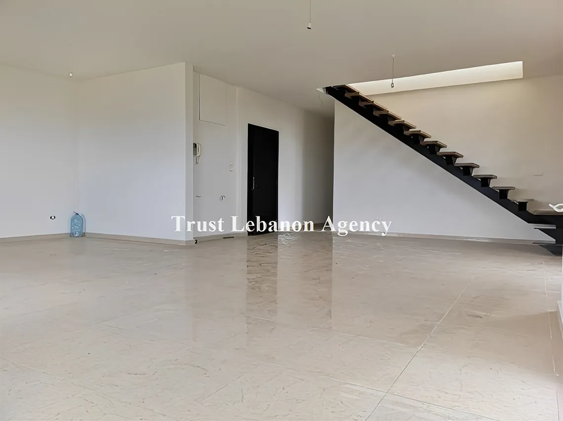 Duplex for Sale in Metn Jouret El Ballout Lebanon - 4 bed, 5 bath
