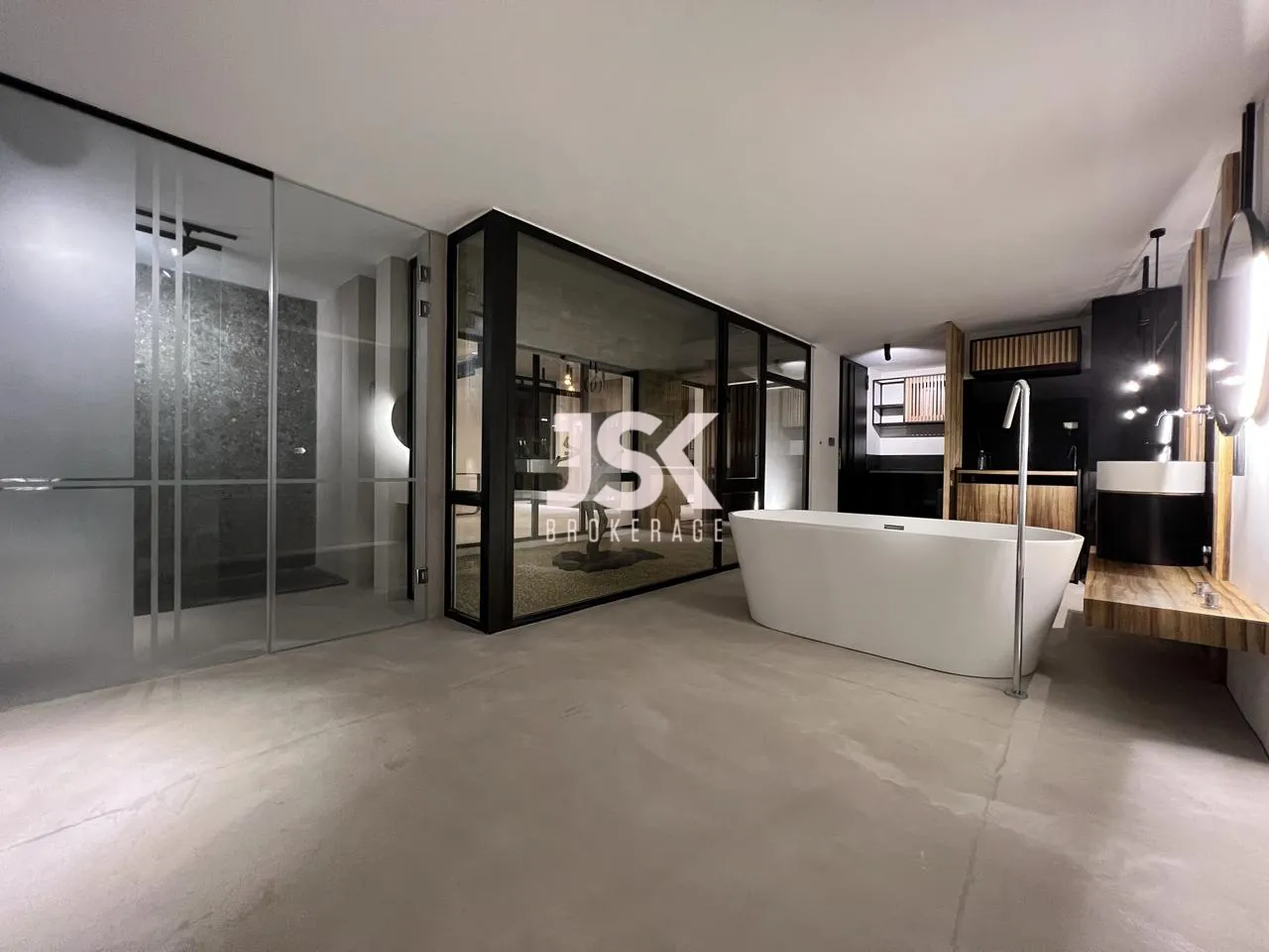 Loft for Sale in Batroun