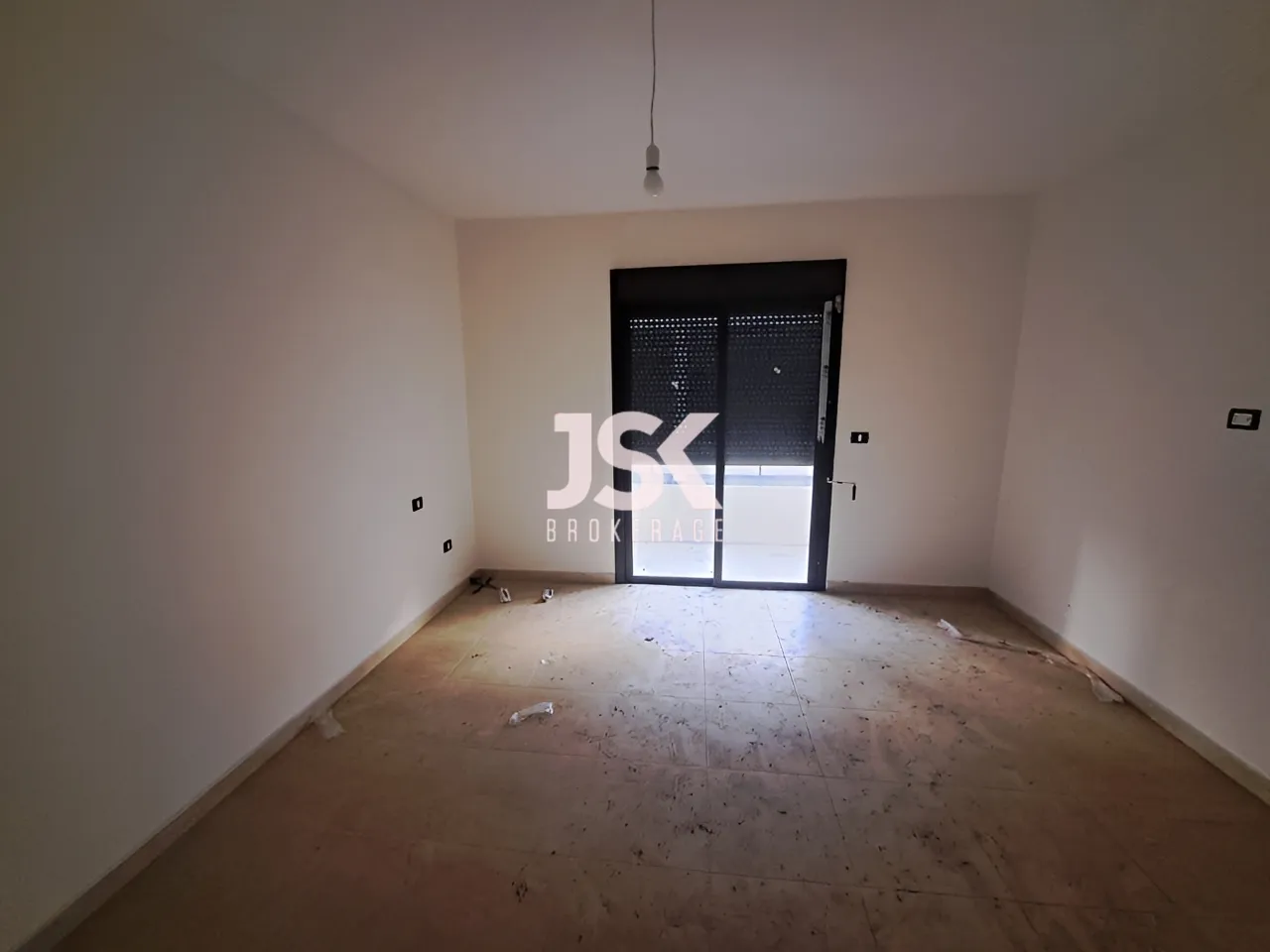 Apartment for Sale in Aamchit