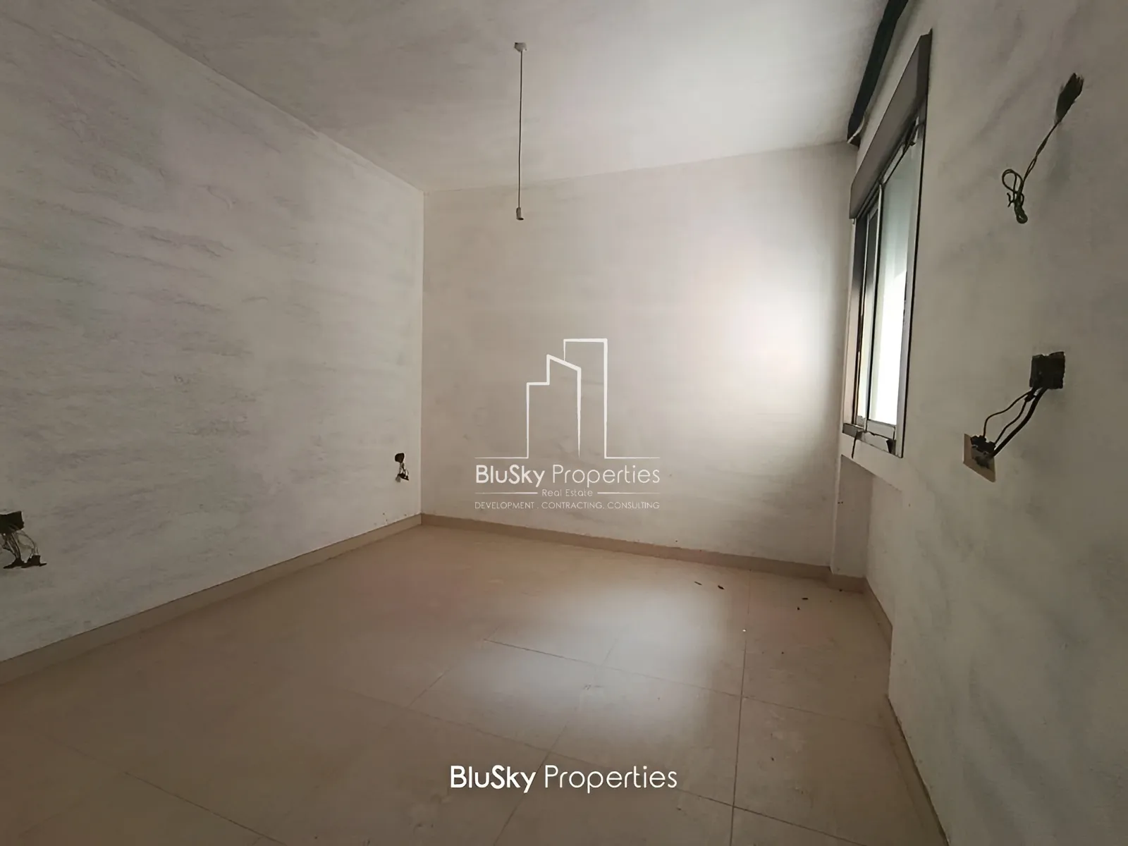 Apartment for Sale in Haret Sakher - 3 bed, 5 bath