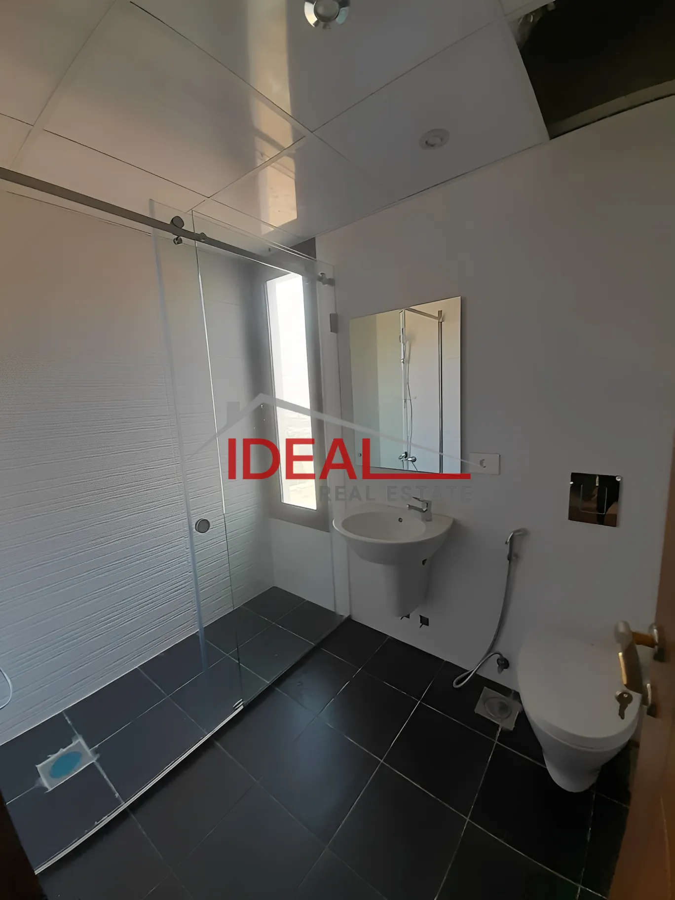 Chalet for Sale in Faraiya, Lebanon - 2 bed, 2 bath