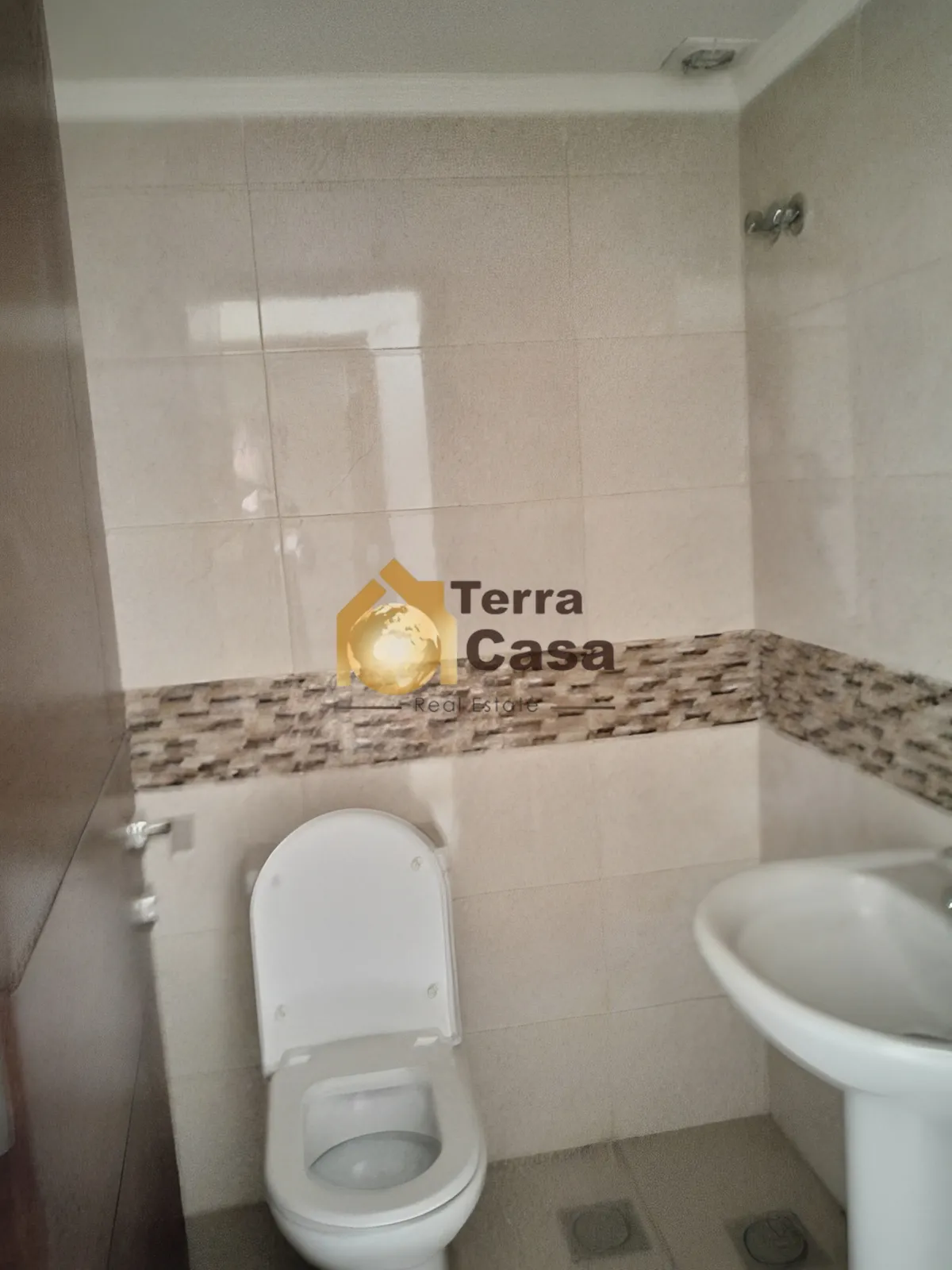 Apartment for Sale in Maalaka