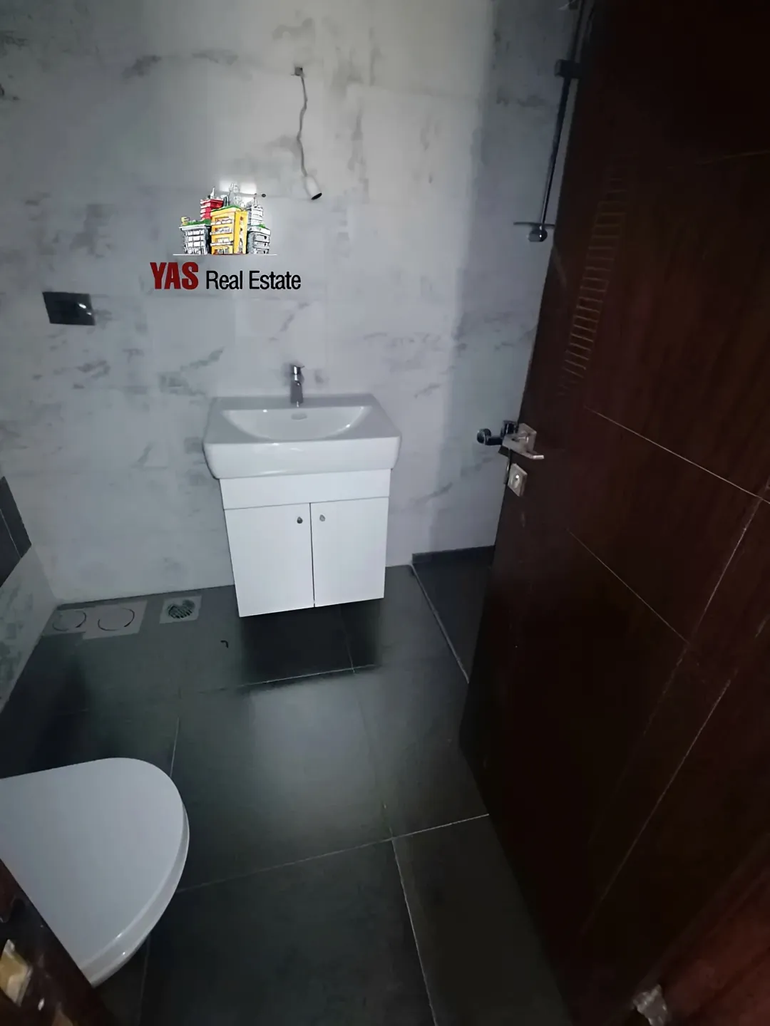Apartment for Sale in Naqqach - 4 bed, 4 bath