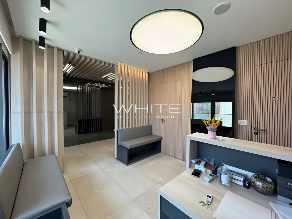 Clinic for rent in Dekwaneh, Lebanon