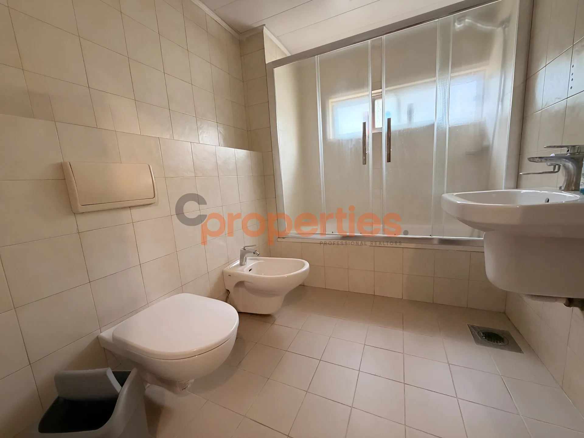 Apartment for Rent in Naqqache