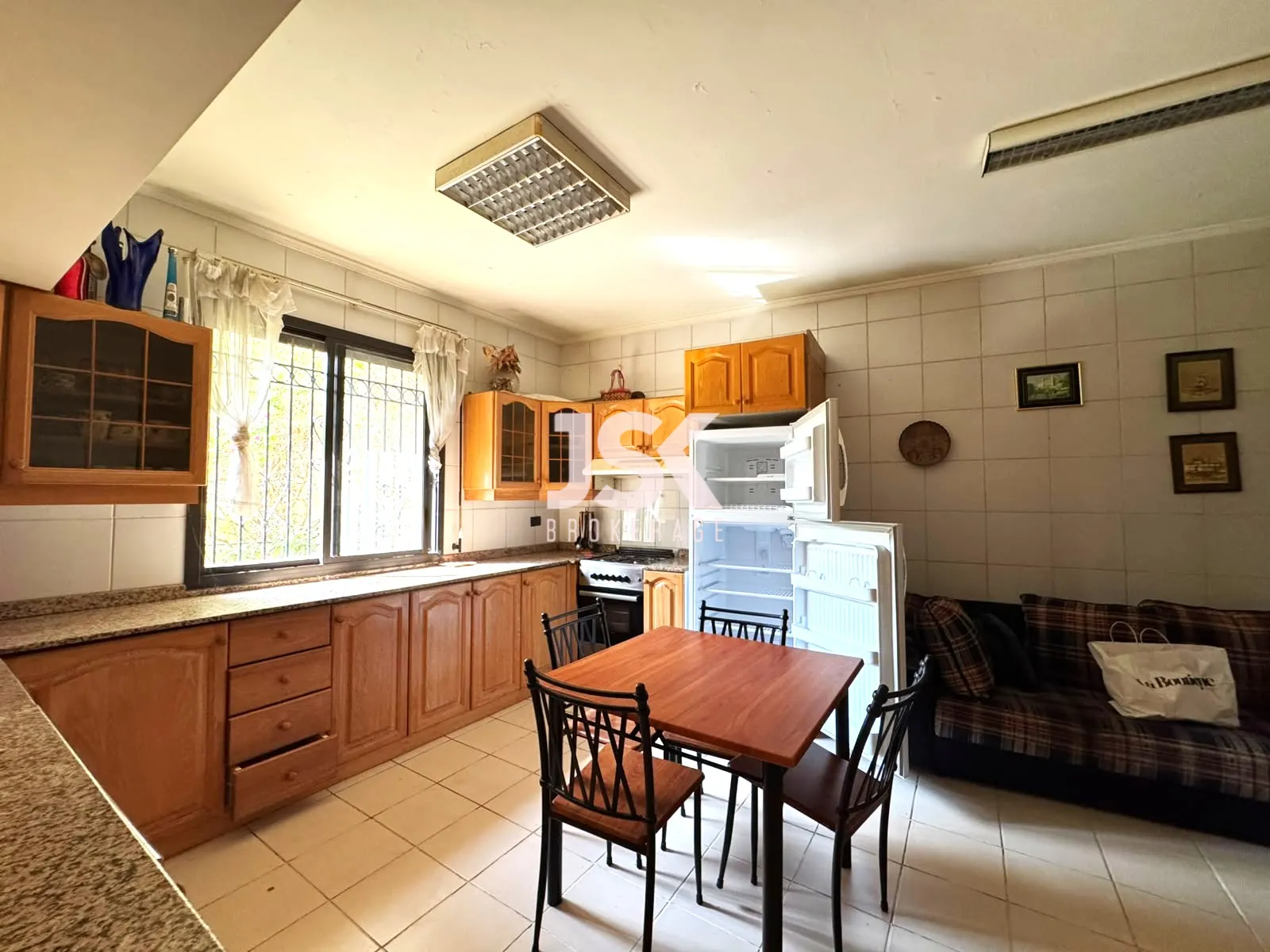 Apartment for Sale in Tilal Ain Saadeh