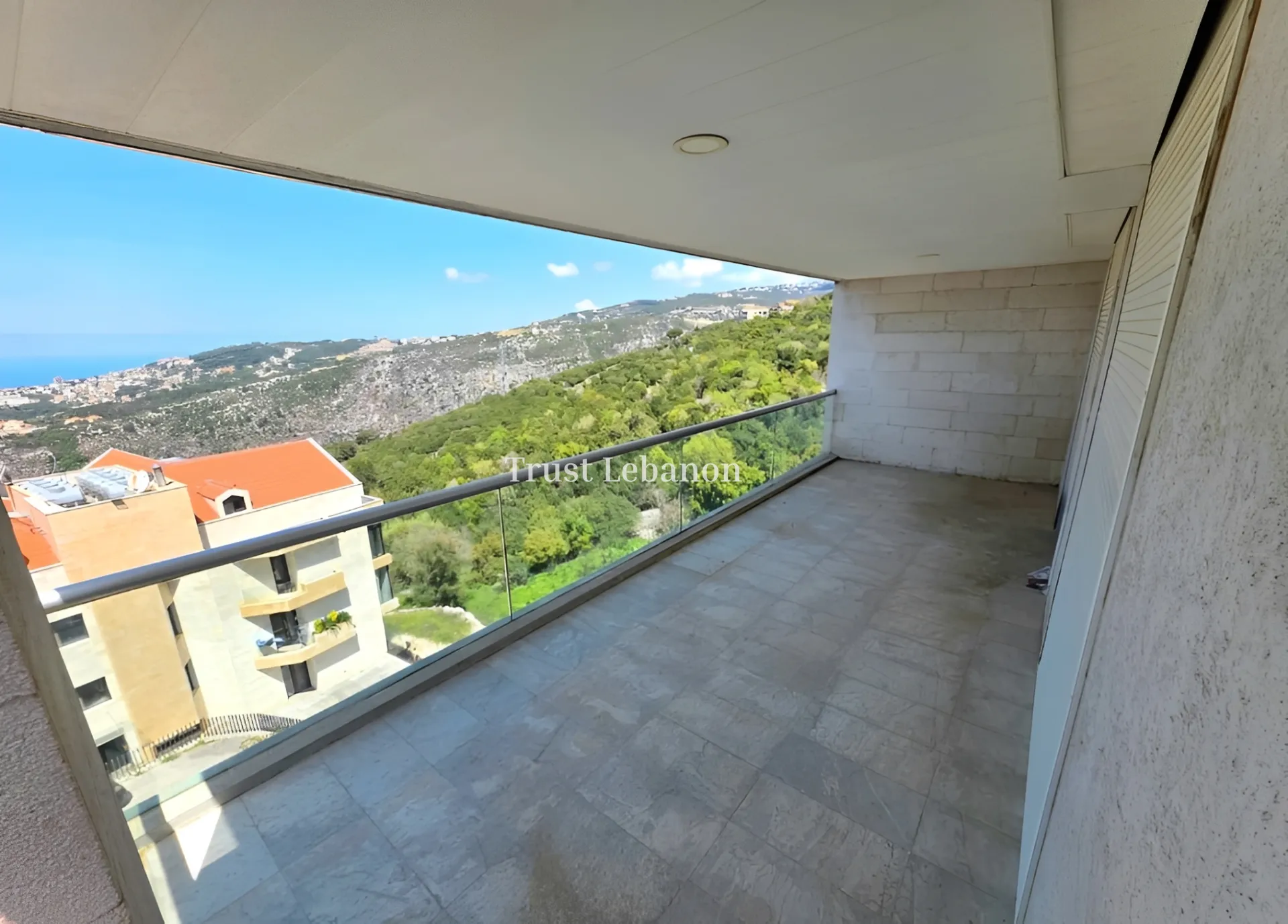 Residential Building for sale in Ajaltoun, Lebanon