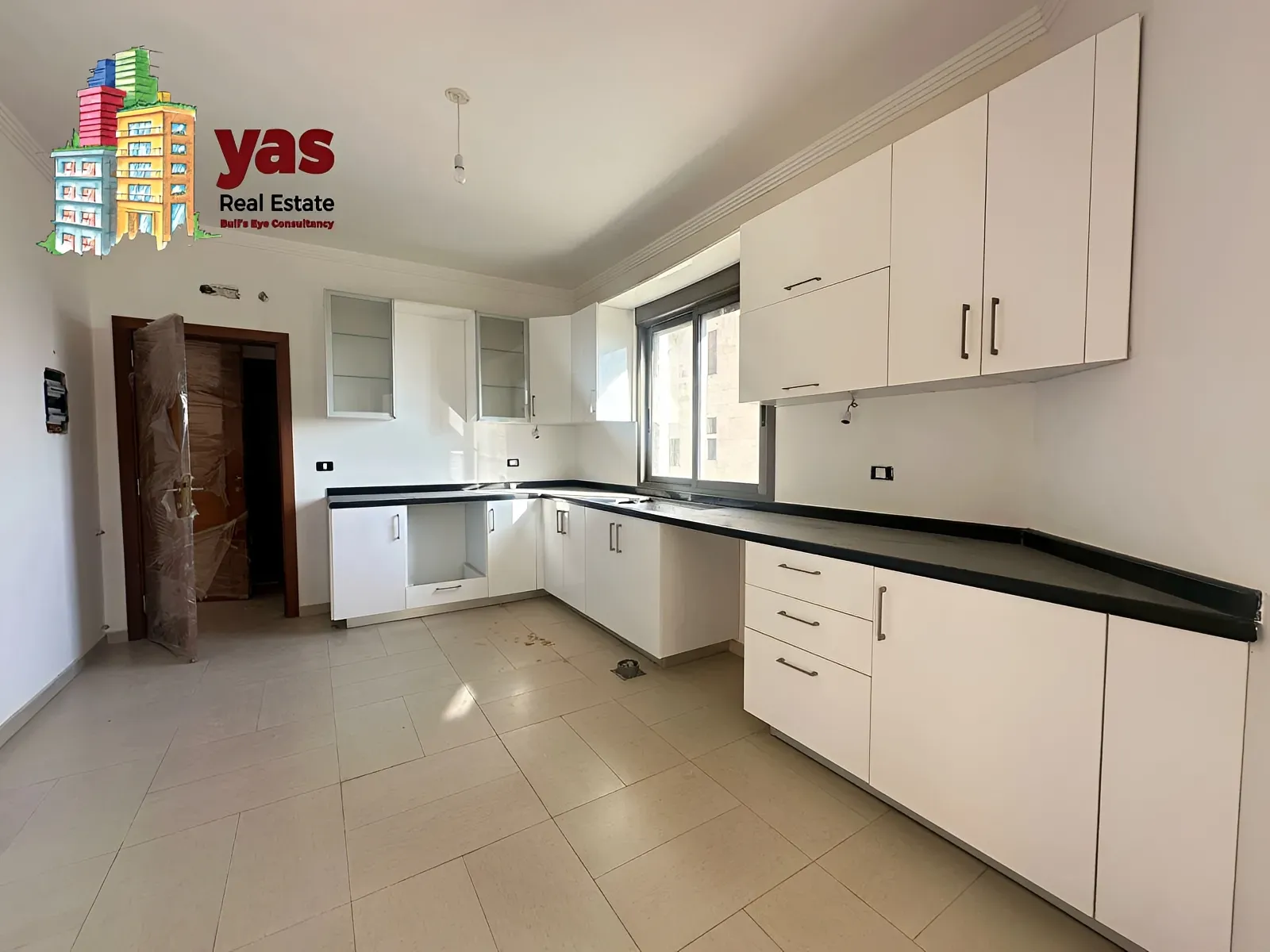 Apartment for Sale in Kfar Hbab - 3 bed, 5 bath