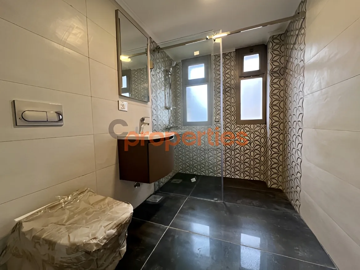 Apartment for Sale in Beit Meri