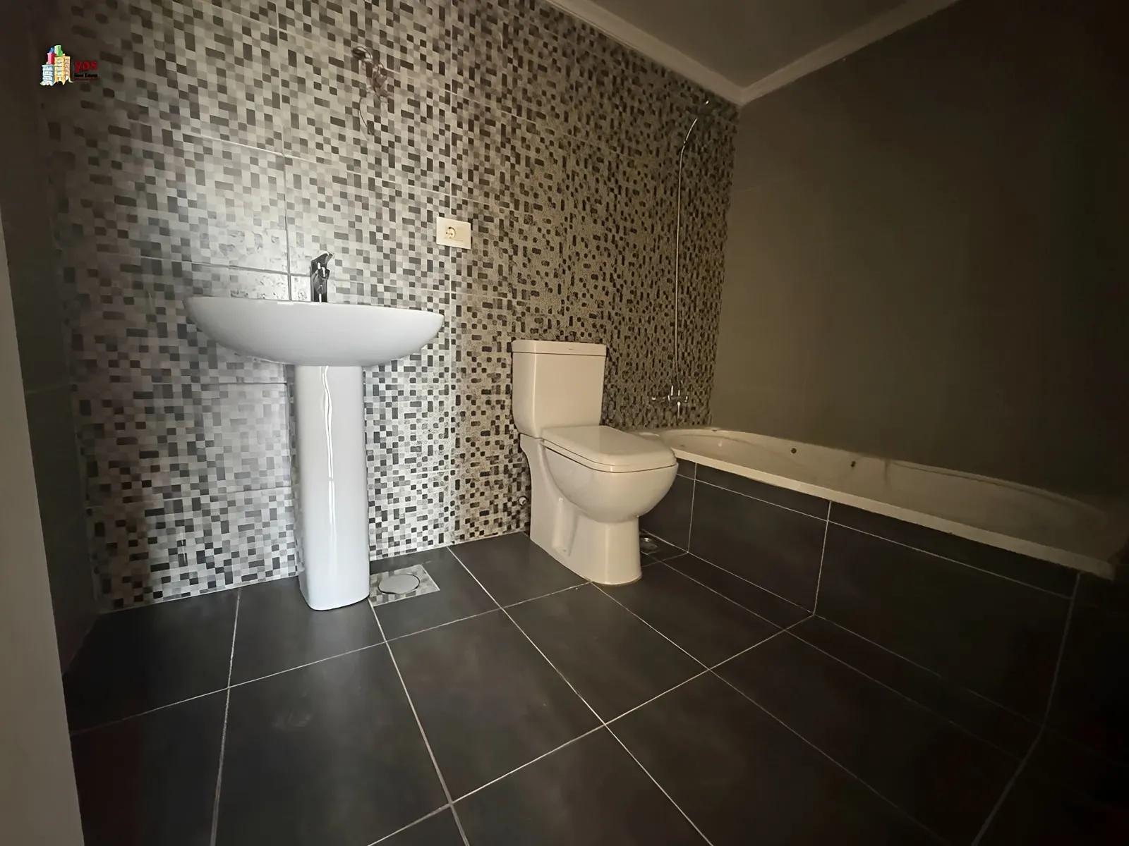 Apartment for Sale in Halat