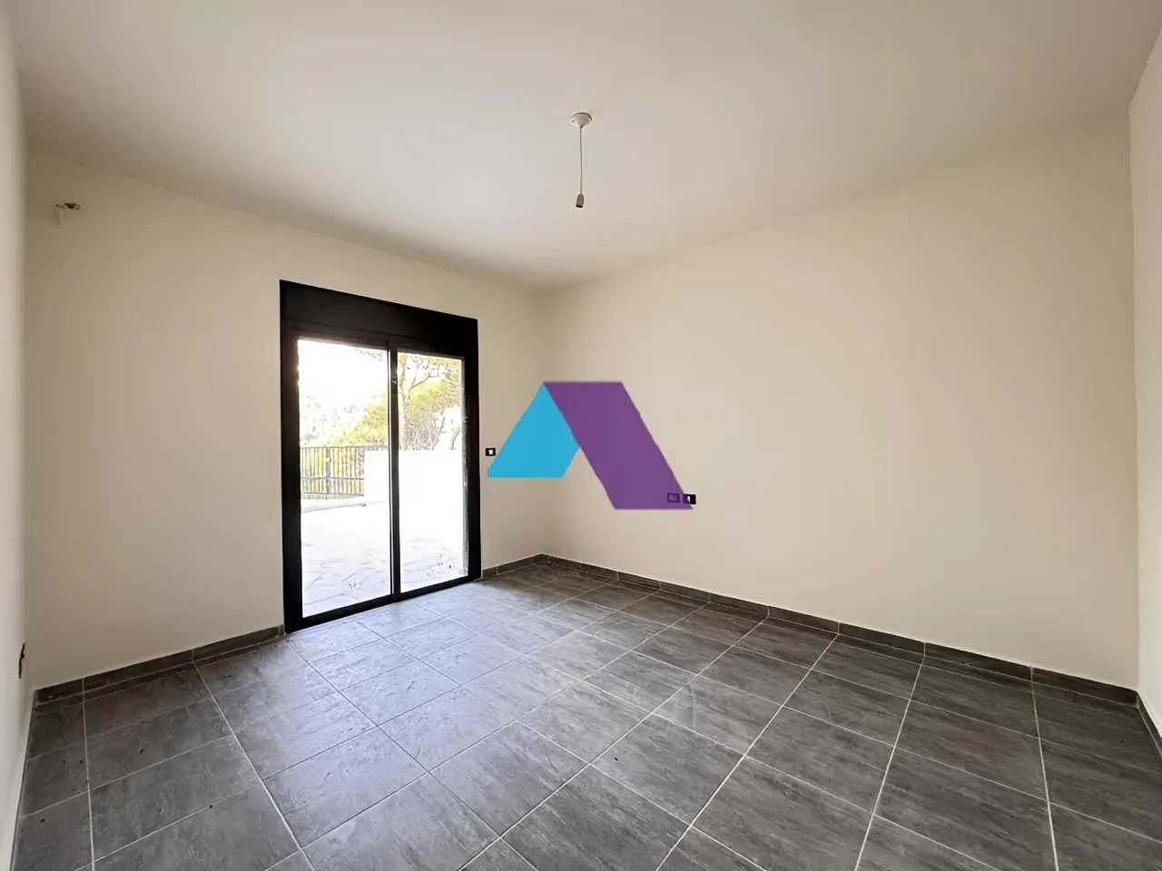 Apartment for Sale in Baabdat