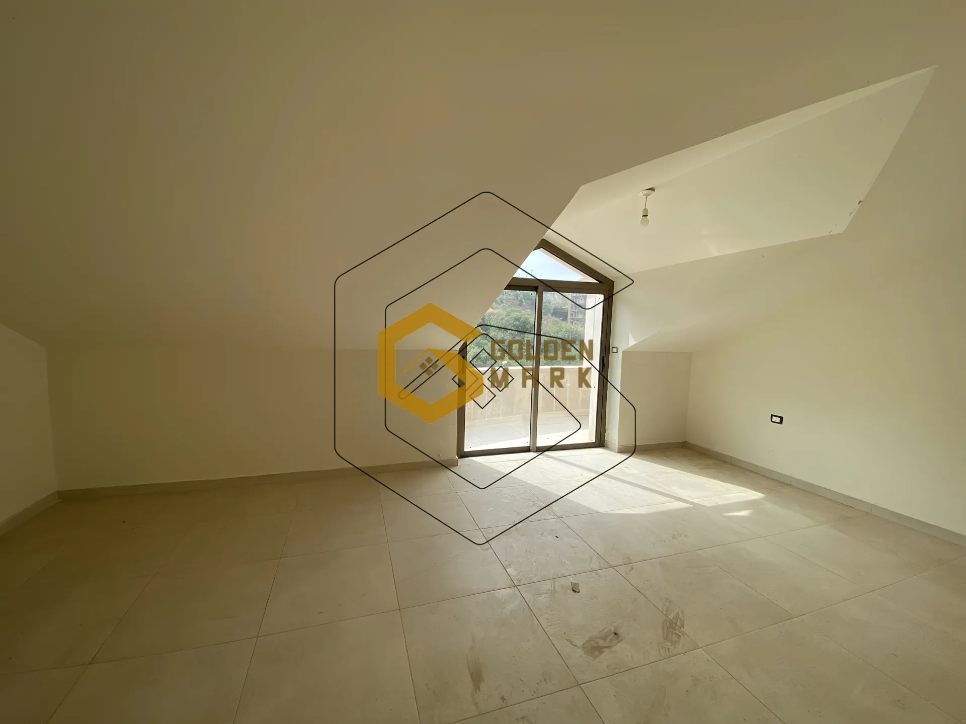 Duplex for Sale in Hboub