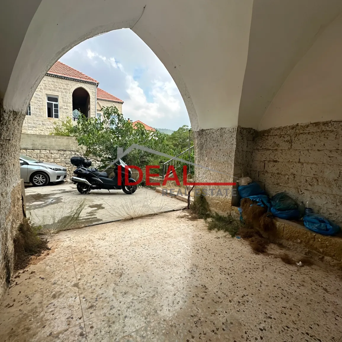 House for sale in Gharifeh