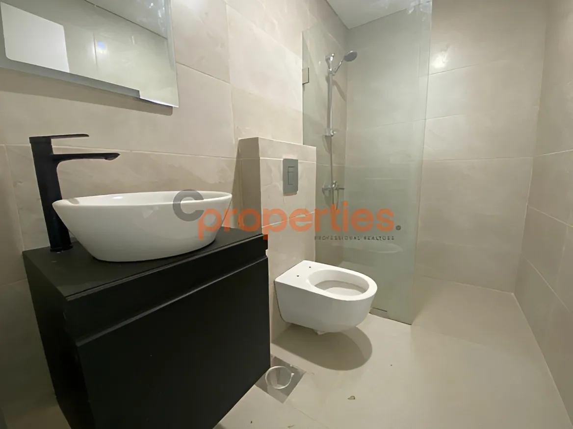 Office for Rent in Zalqa