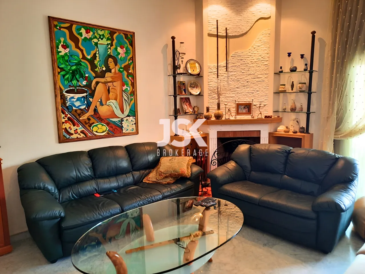 Apartment for Rent in Ballouneh - 3 bed, 3 bath