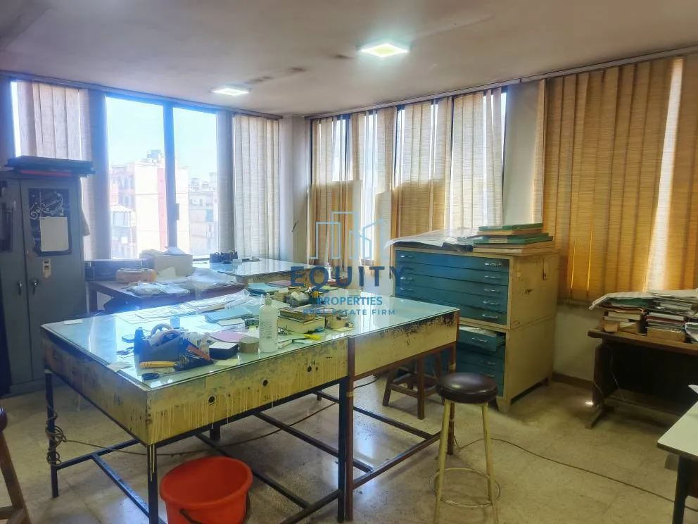 Office for sale in Sed Al Bawchrieh