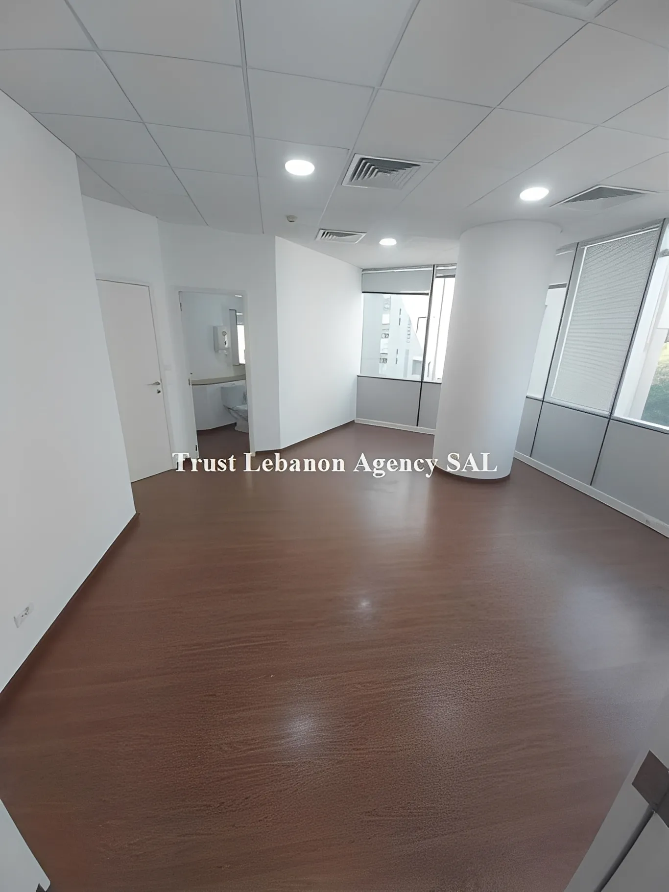 Office for rent in Metn, Jisr El Bacha