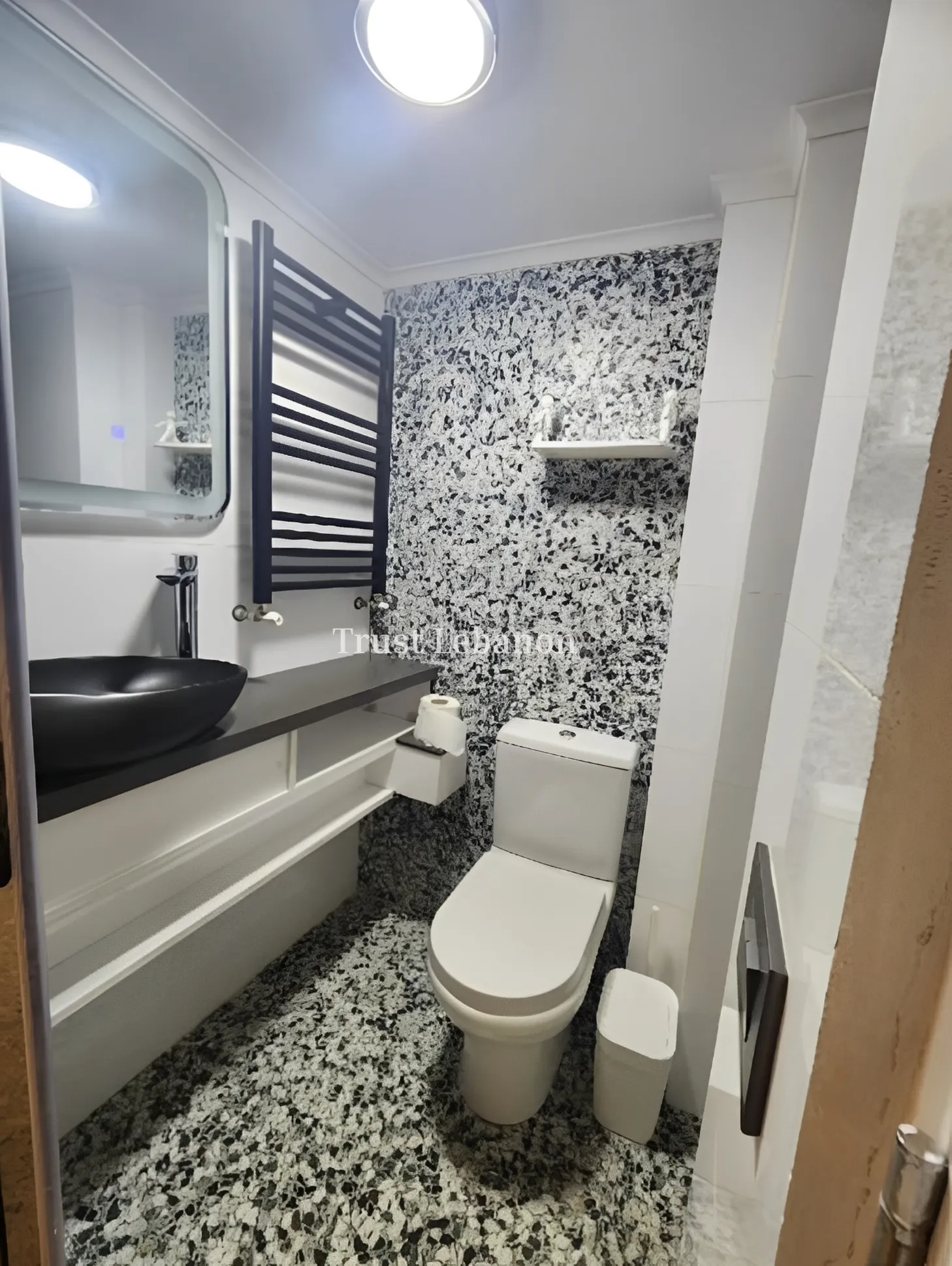 Apartment for rent in Gemmayzeh, Beirut, Lebanon - 1 bed, 1 bath
