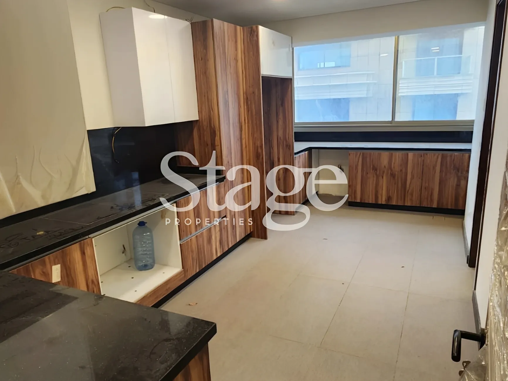 Apartment for sale in Kantari St، Bayrut, Lebanon - 3 bed, 4 bath
