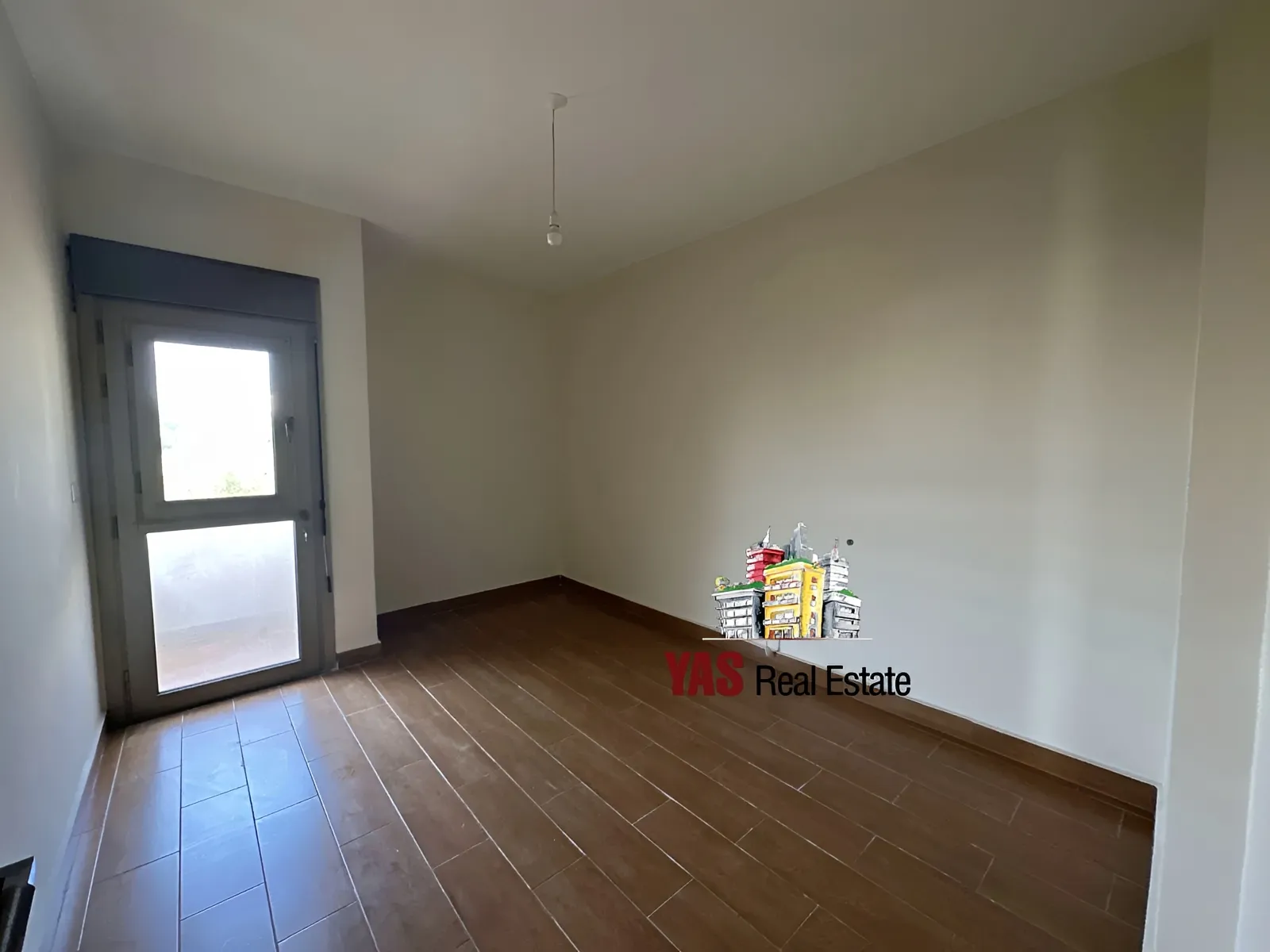 Apartment for Sale in Ballouneh - 3 bed, 4 bath
