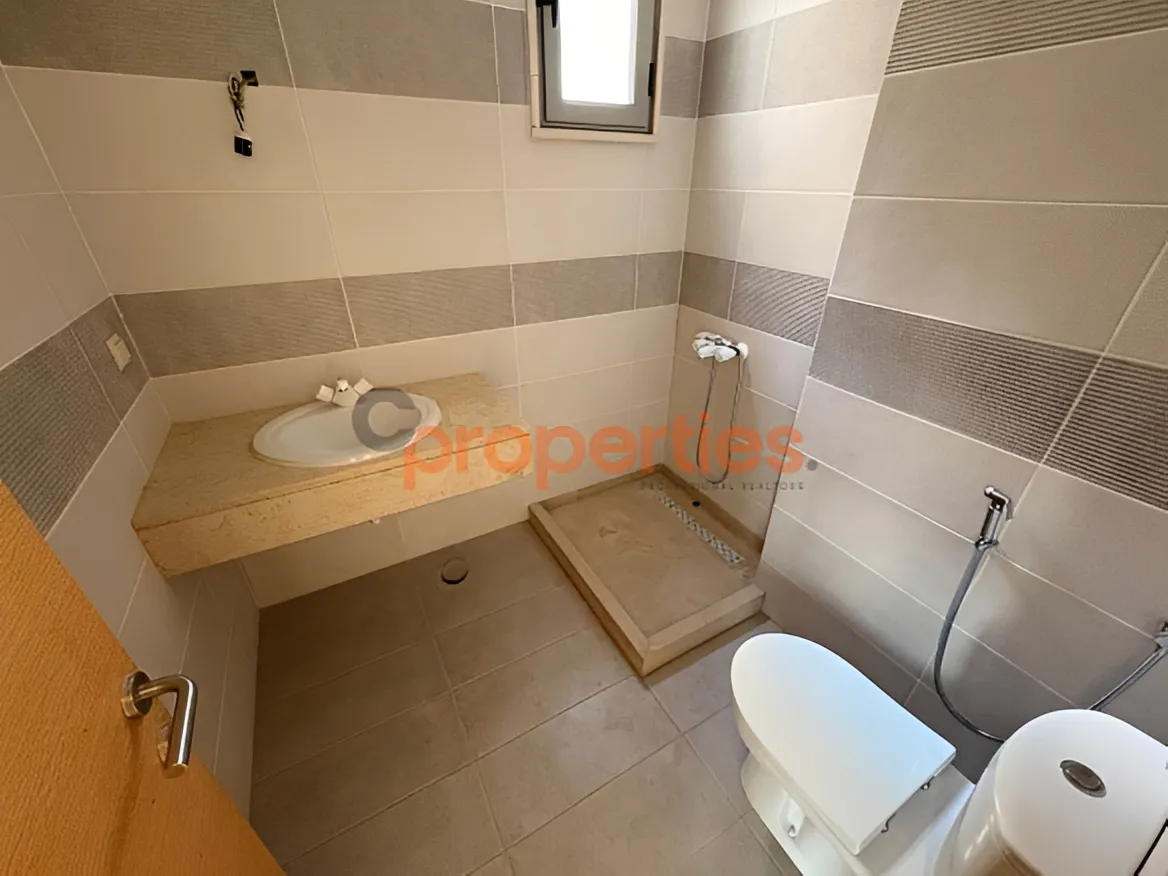 Apartment for Rent in Louaizeh