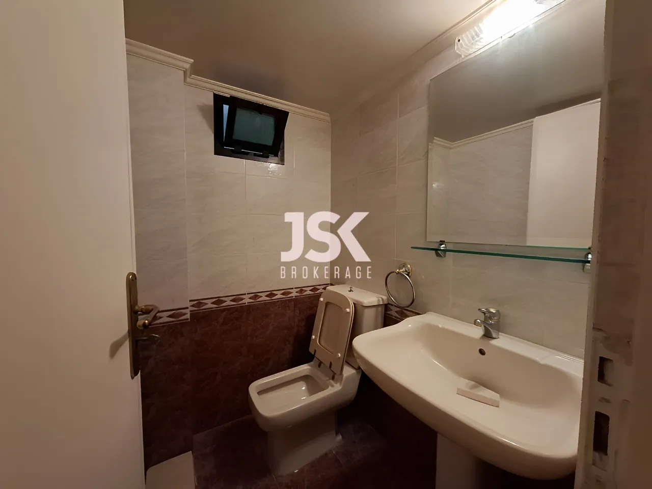 Apartment for Rent in Qlayaat