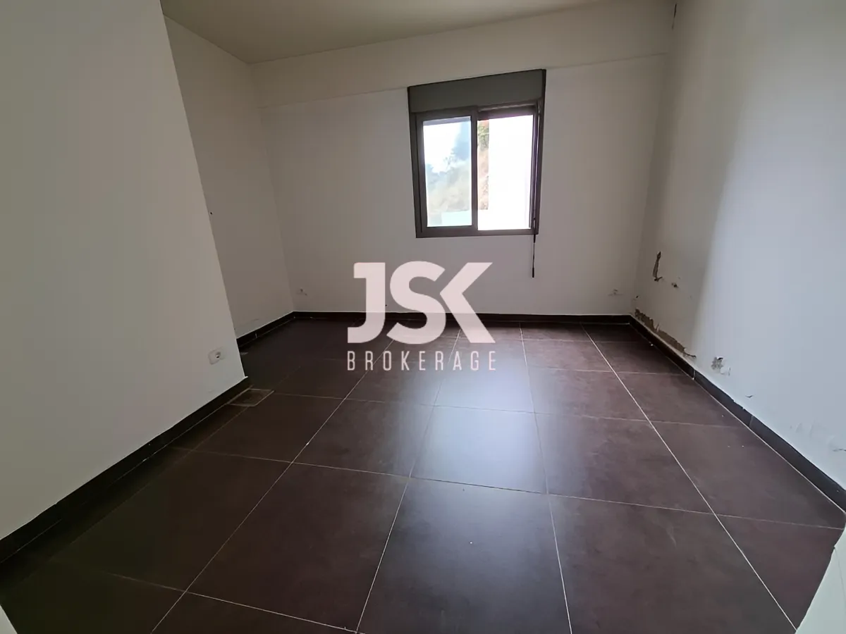 Office for Sale in Haret Sakher