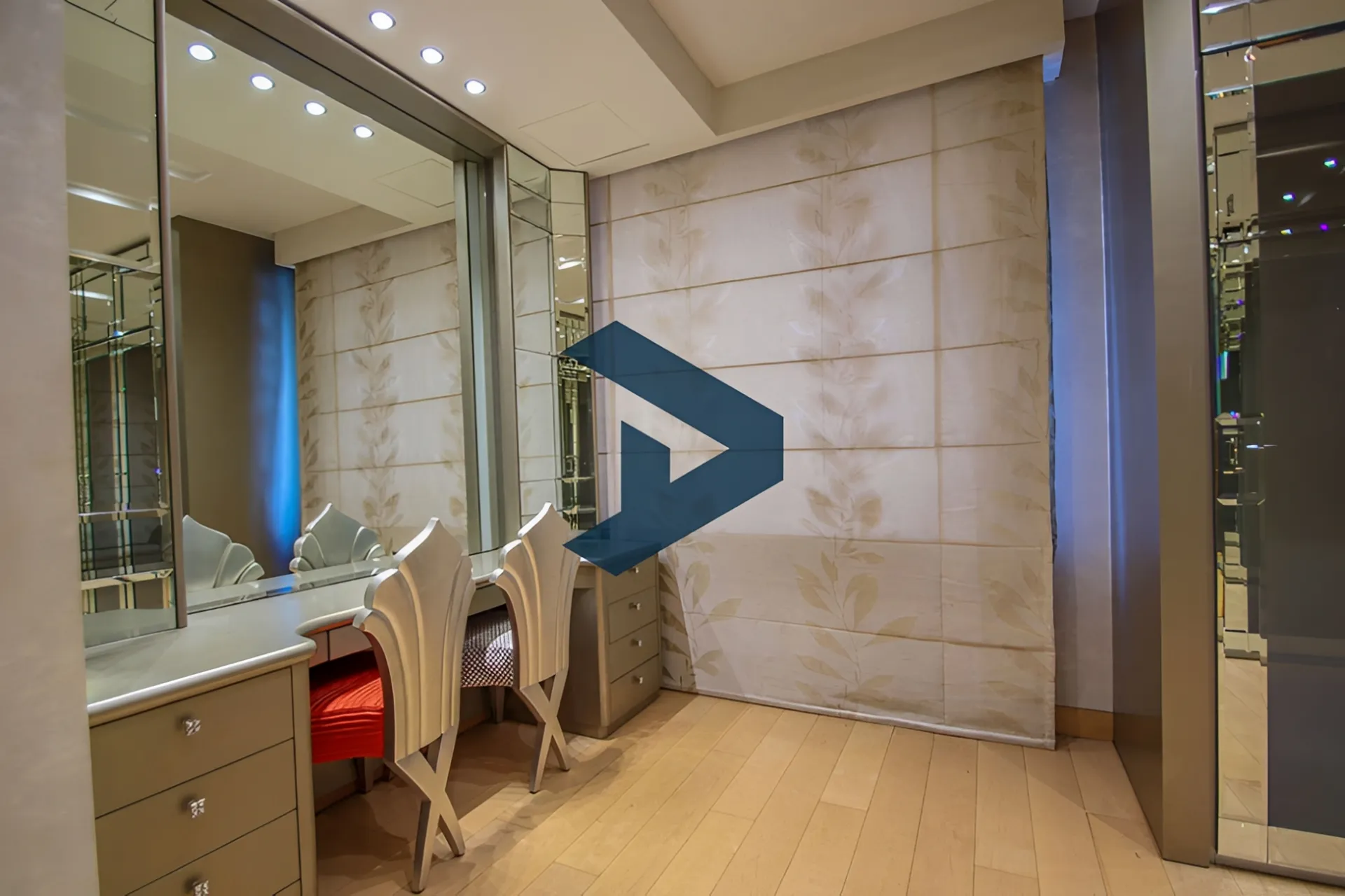 Penthouse for rent in Downtown, beirut