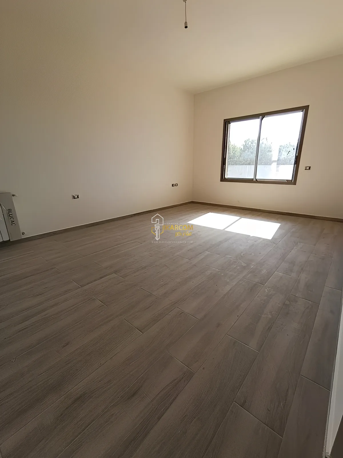 Apartment for Sale in Ain Saade - 4 bed, 6 bath