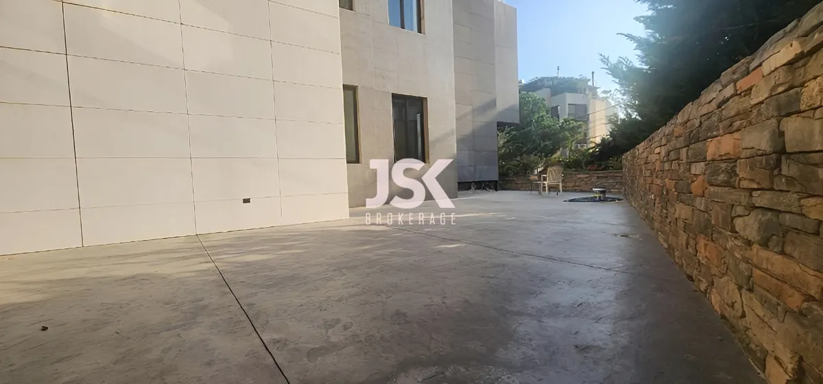 Apartment for Sale in Montiverdi, Lebanon - 3 bed, 4 bath
