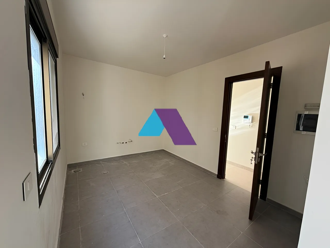Apartment for Sale in Ballouneh - 3 bed, 4 bath