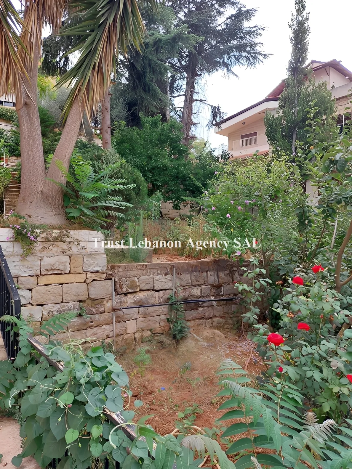 Villa for Sale in Alay Souk Al Ghareb