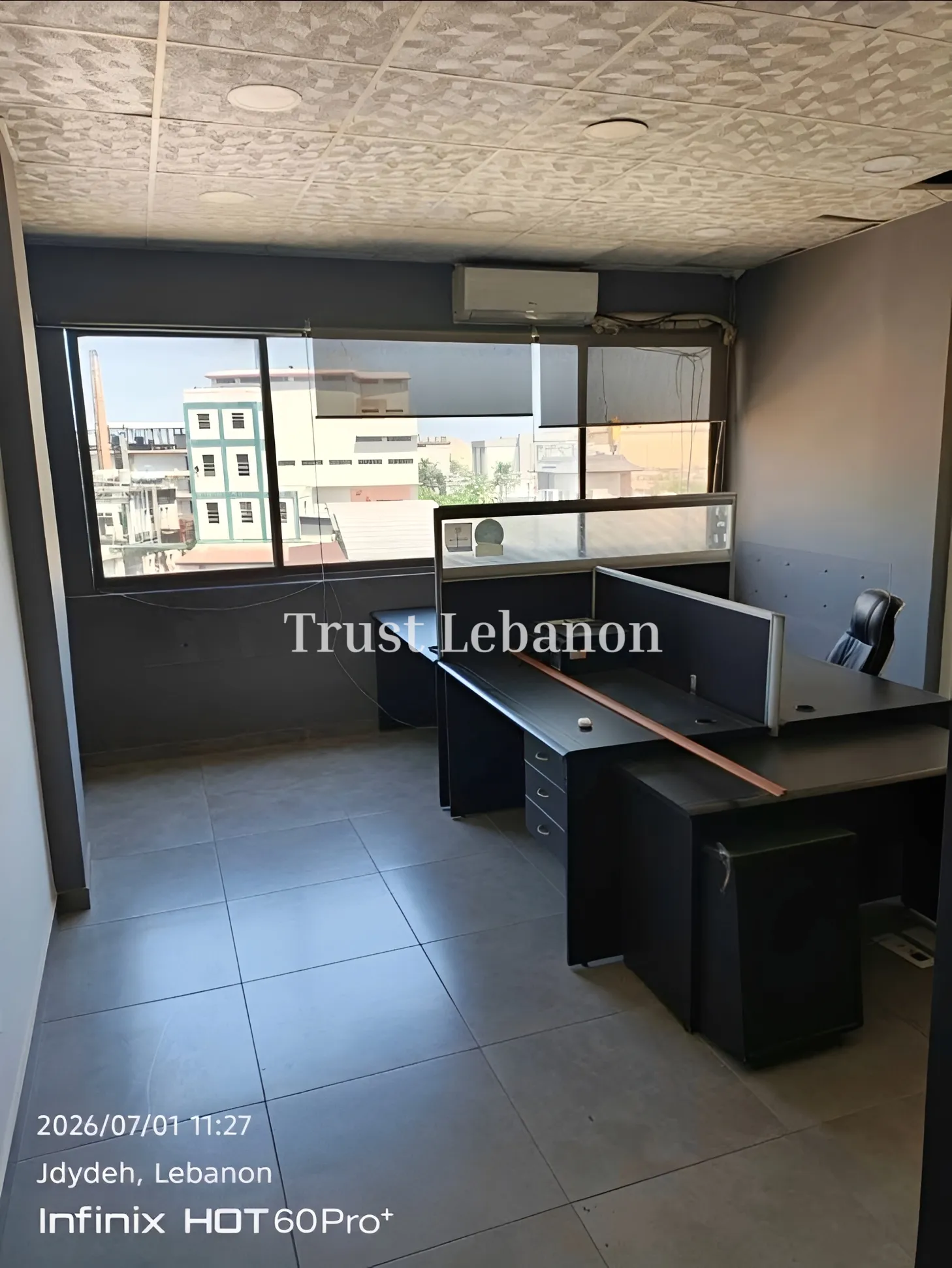 Office for rent in Jdaideh, Lebanon