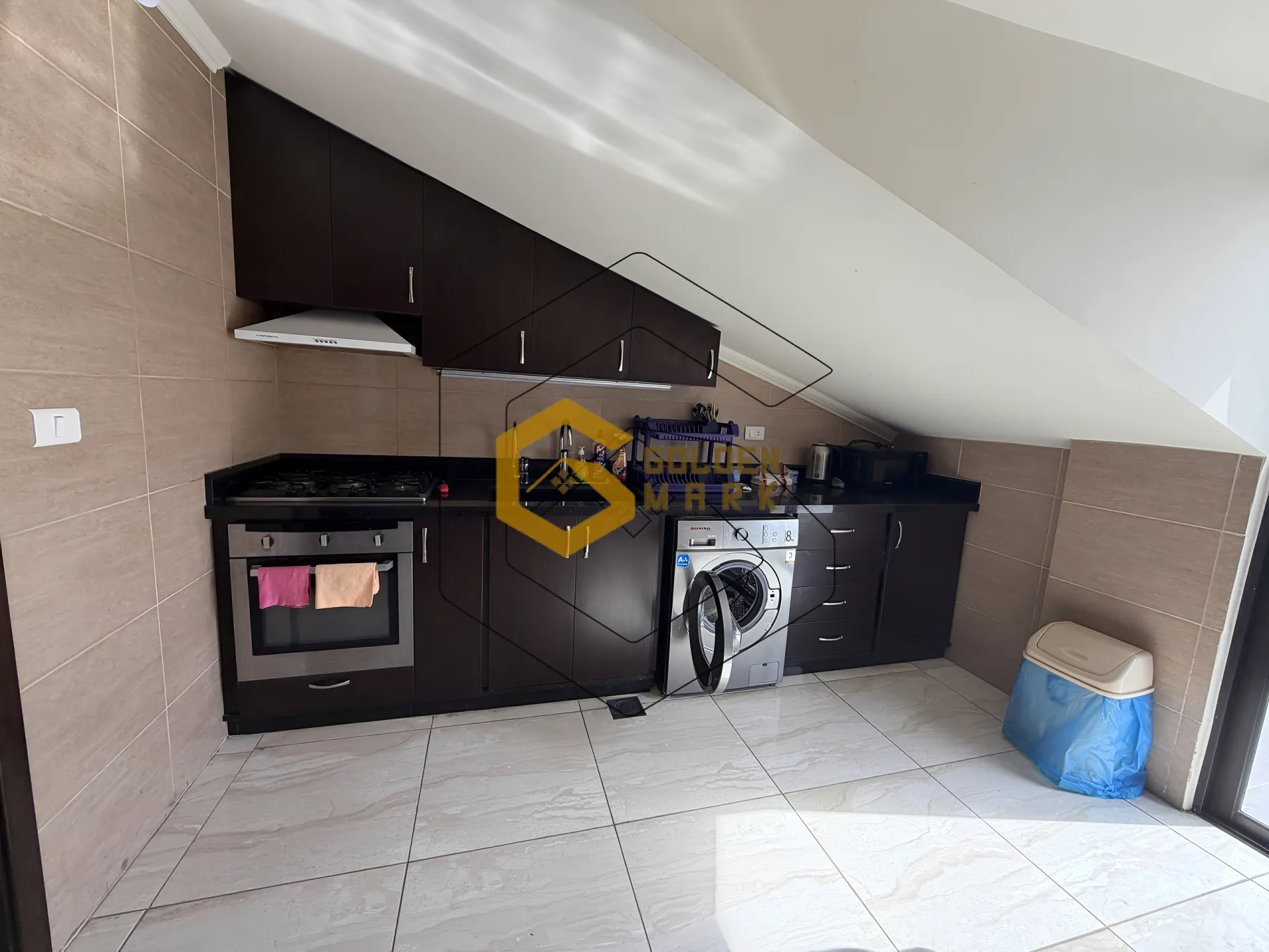 Apartment for Rent in Safra