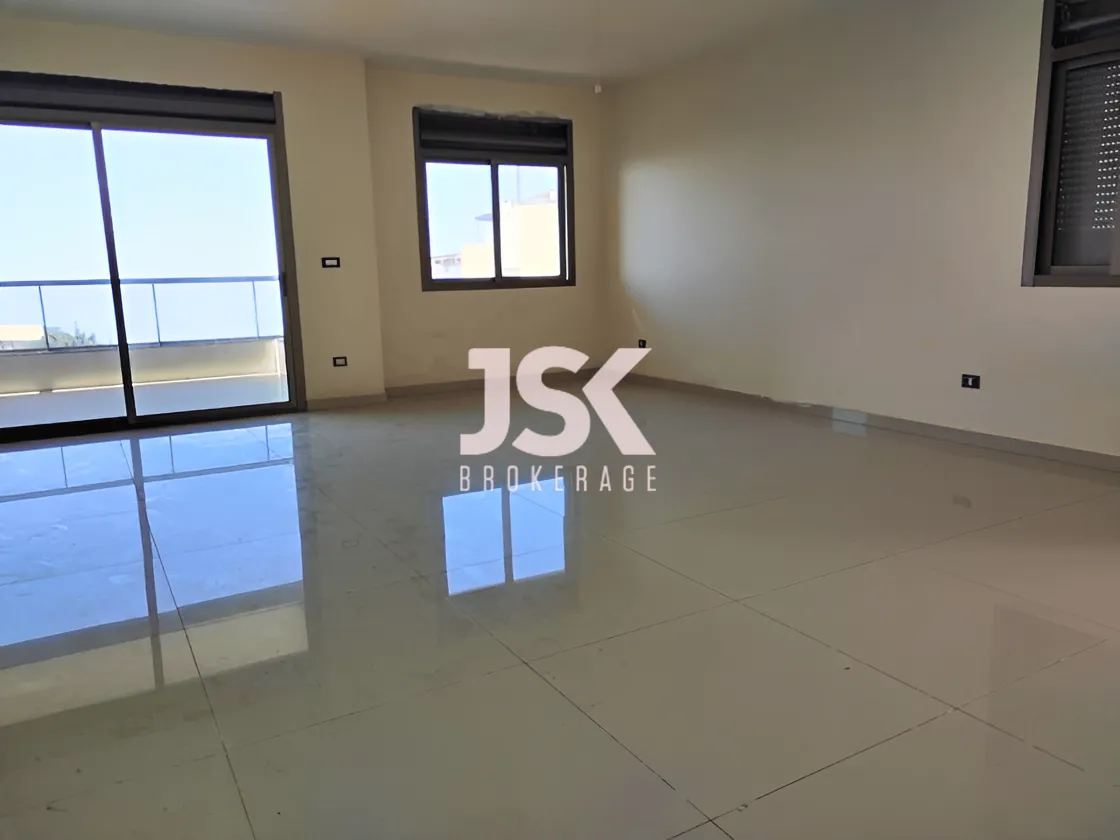 Apartment for Sale in Ballouneh, Lebanon