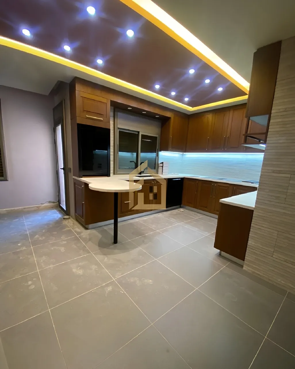 Apartment for sale in Ballouneh, Lebanon
