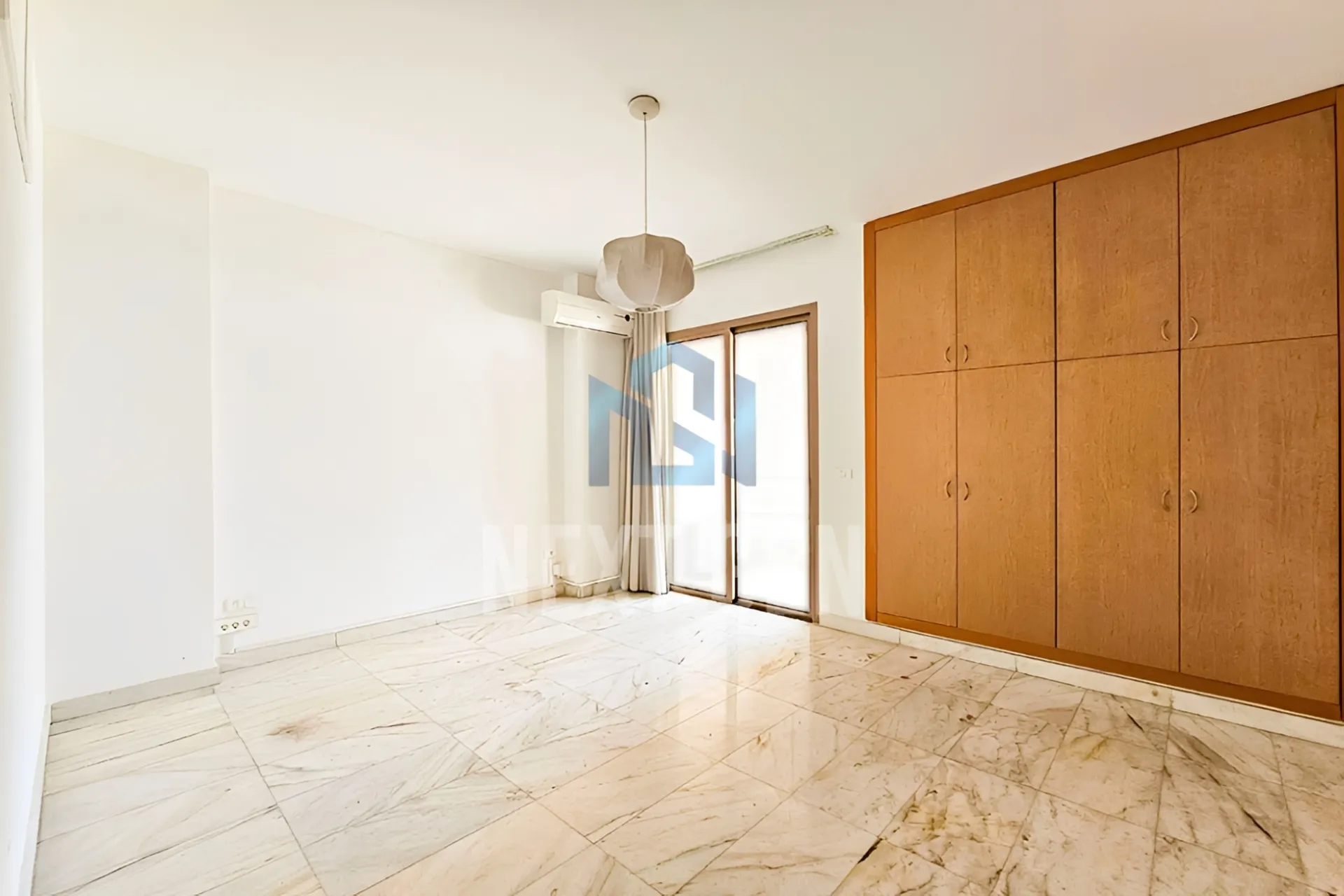 Apartment for rent in Achrafieh, Beirut, Lebanon