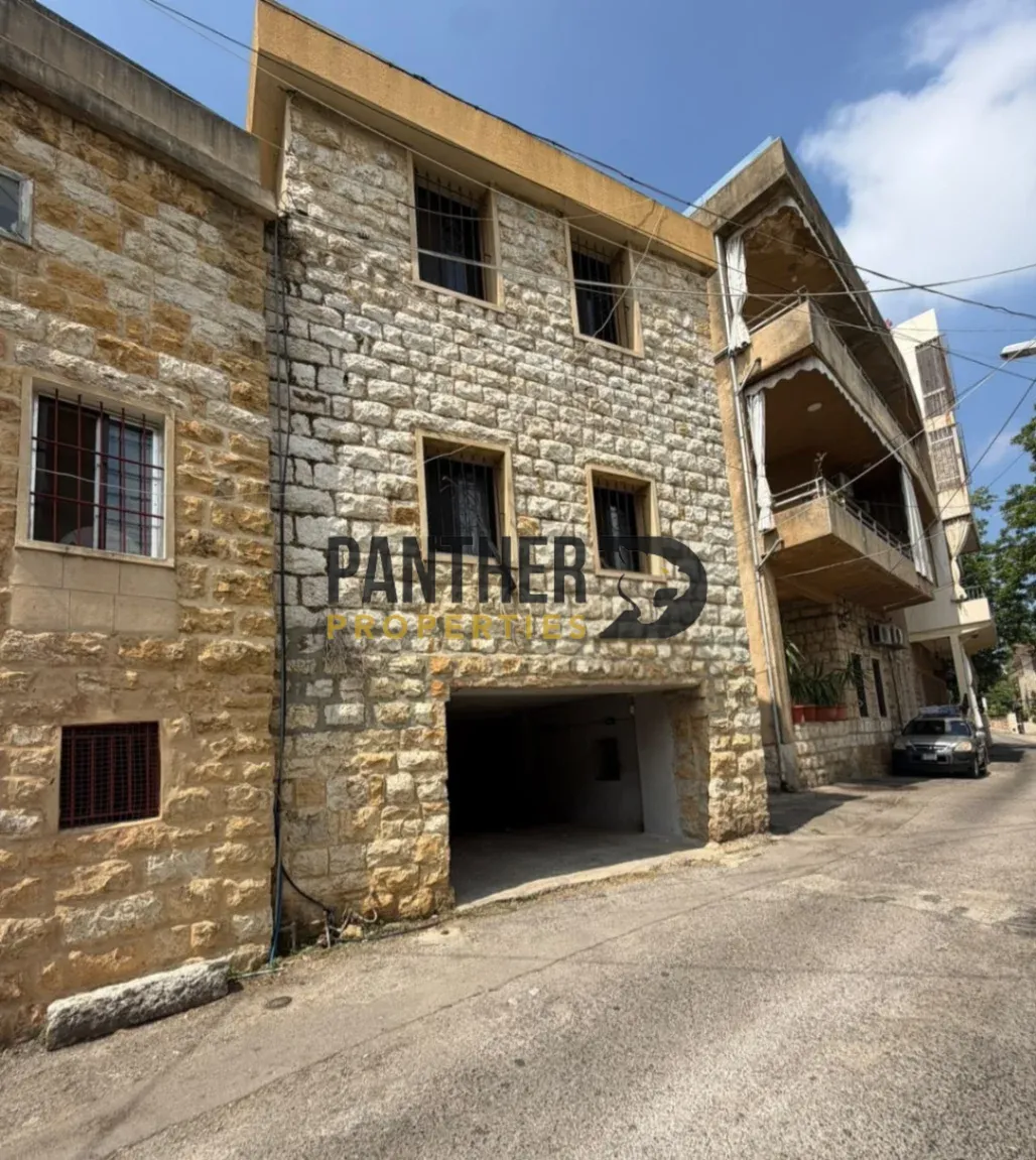 Apartment for sale in Houmal, Lebanon - 2 bed, 2 bath