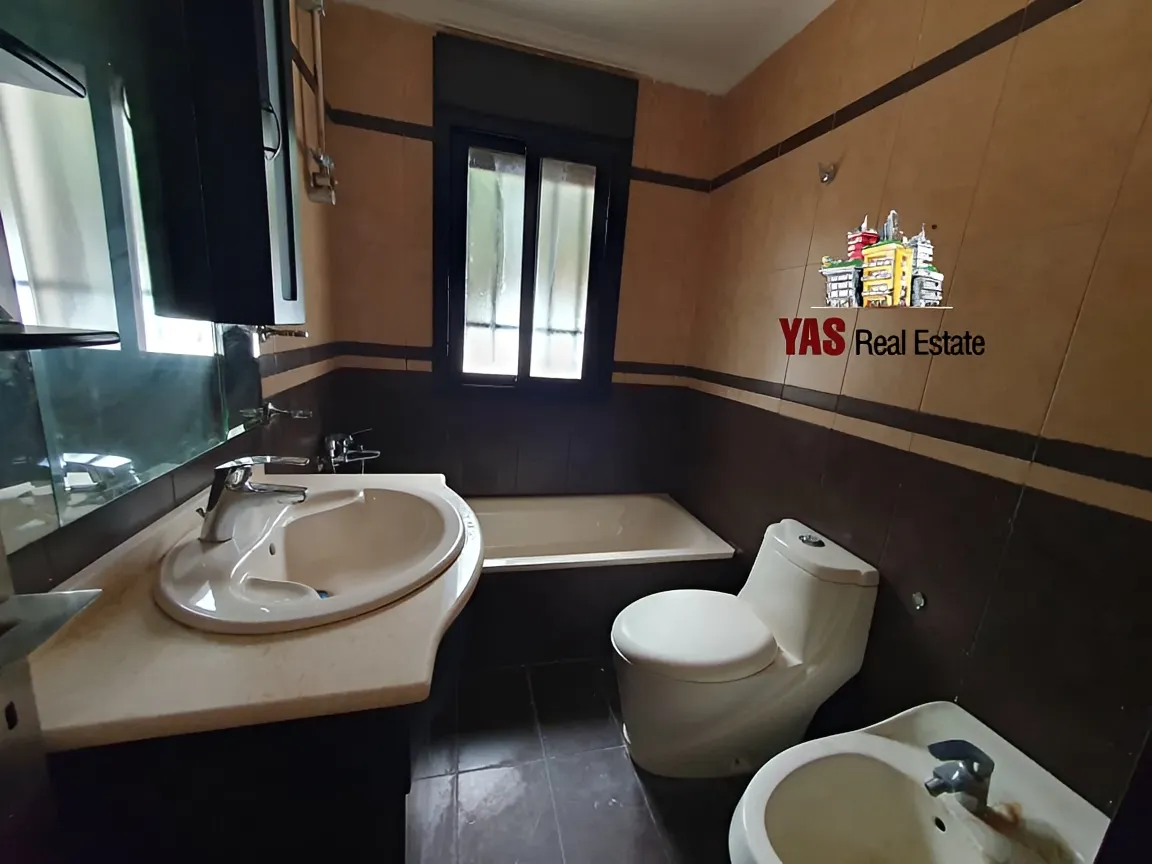 Apartment for Rent in Ajaltoun