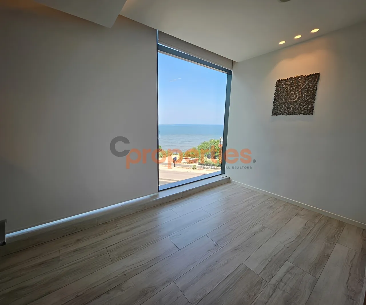 Office for Sale in Antelias