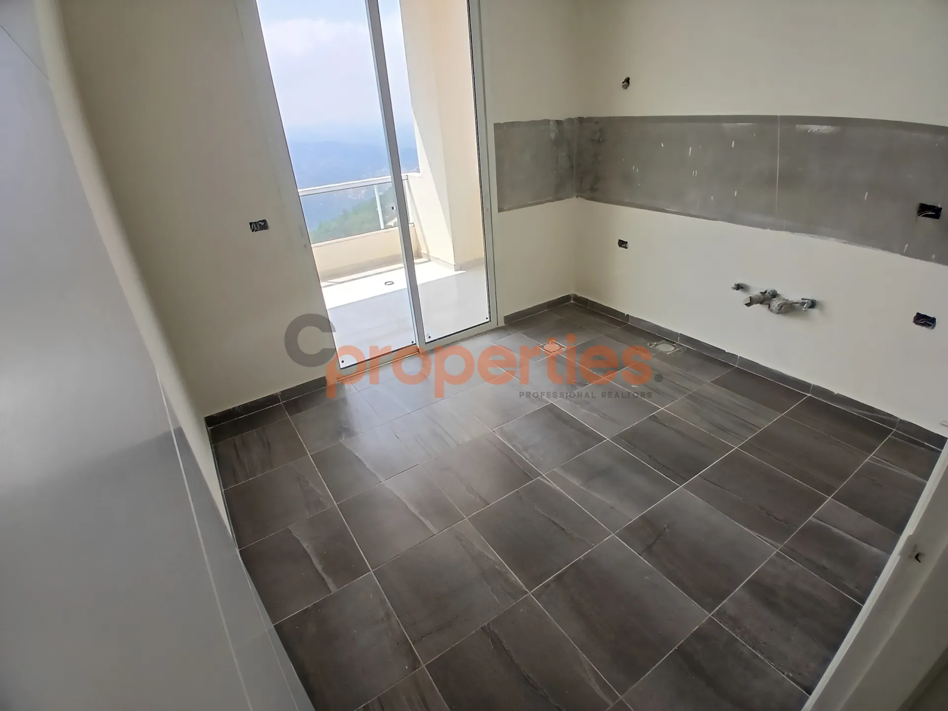 Apartment for Sale in Zaraoun
