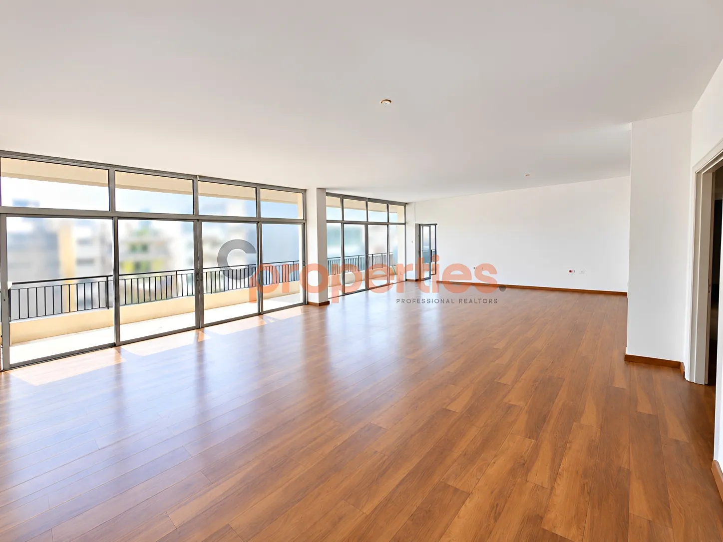 Office for Sale in Clemenceau