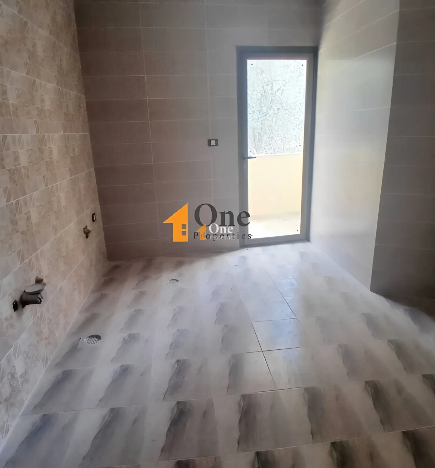 Apartment for sale in Mar Chaaya, Lebanon - 2 bed, 2 bath