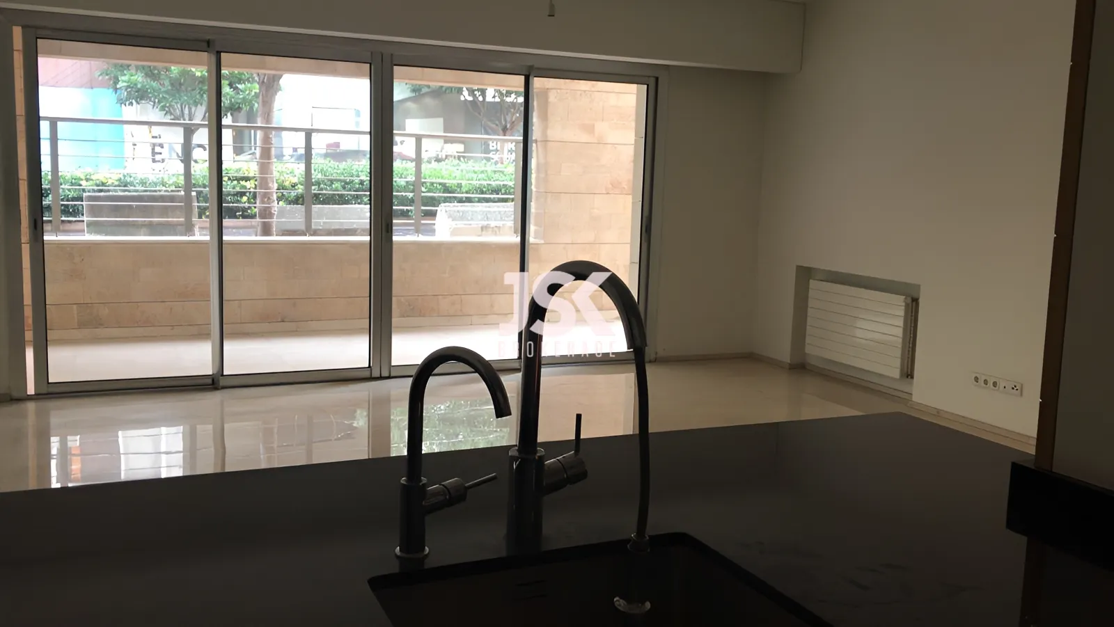 Apartment for Rent in Downtown